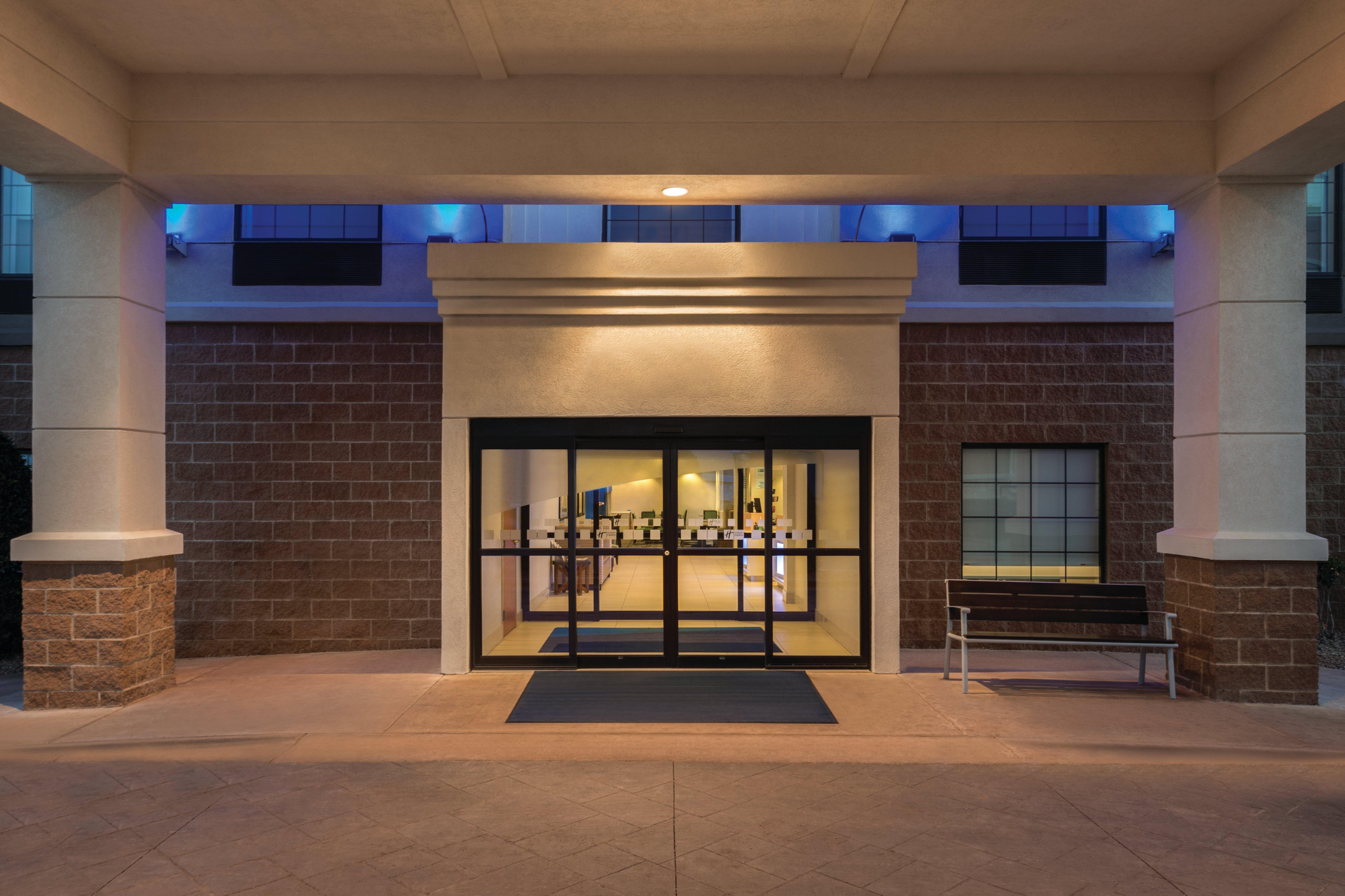 Holiday Inn Express Hotel & Suites Lawton-Fort Sill By Ihg Exteriör bild