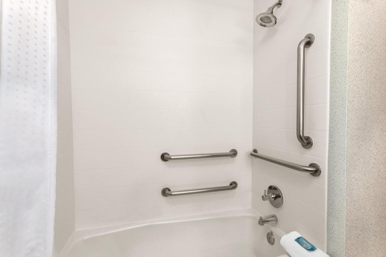 Holiday Inn Express Hotel & Suites Lawton-Fort Sill By Ihg Exteriör bild